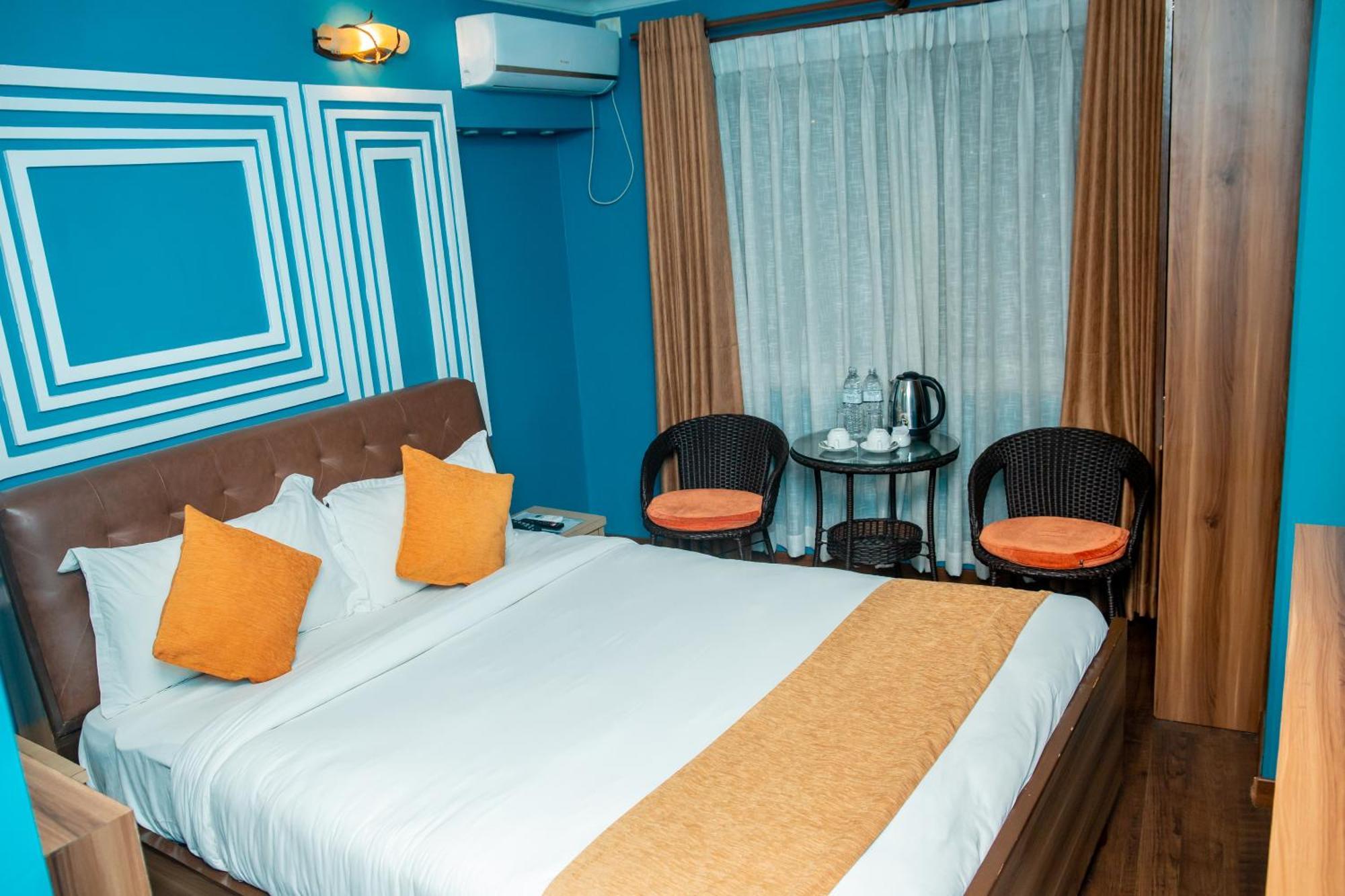 Chautari Boutique Hotel Pokhara Dış mekan fotoğraf