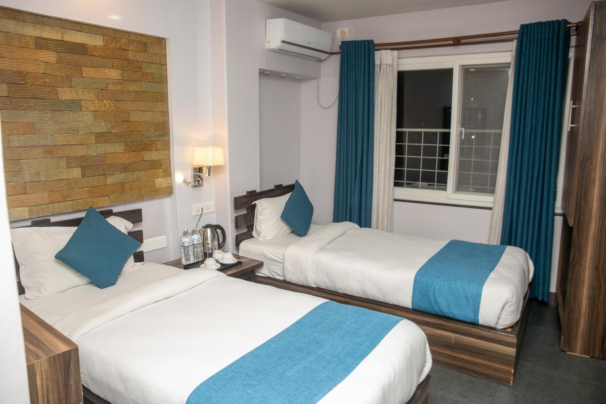 Chautari Boutique Hotel Pokhara Dış mekan fotoğraf